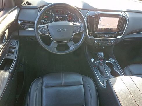 Used 2022 Chevrolet Traverse RS image 12