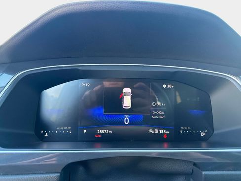 Certified 2024 Volkswagen Tiguan Wolfsburg Edition image 26