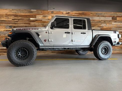 Used 2020 Jeep Gladiator Rubicon w/ Uconnect 4C Nav & Sound Group AWD/4WD image 33