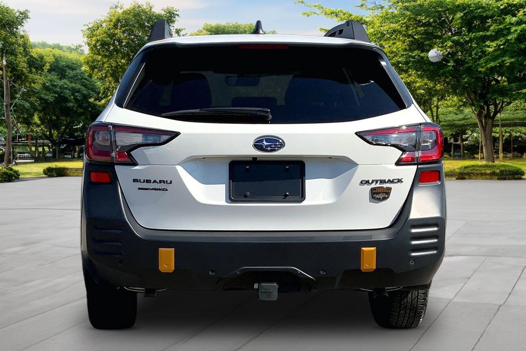 Used 2025 Subaru Outback Wilderness AWD/4WD image 5