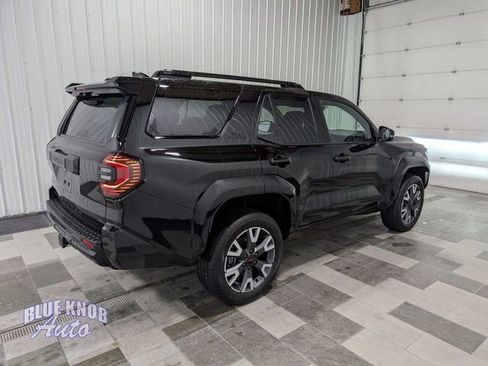 Used 2025 Toyota 4Runner TRD Sport AWD/4WD image 4