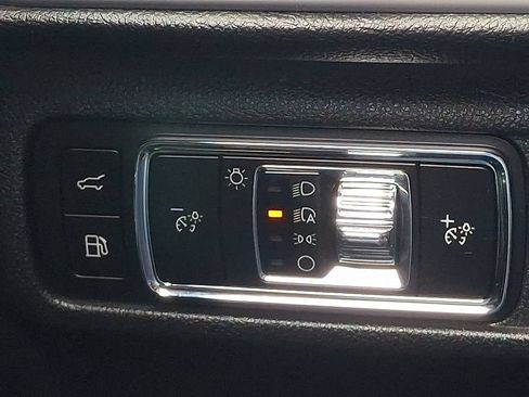Used 2025 Lincoln Corsair Grand Touring w/ Equipment Group 301A AWD/4WD image 23