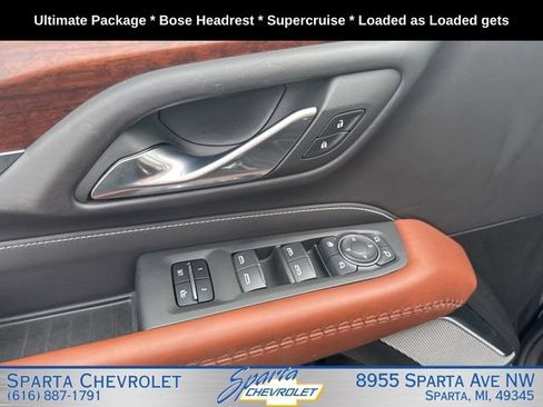 Used 2023 GMC Yukon XL Denali Ultimate AWD/4WD image 12