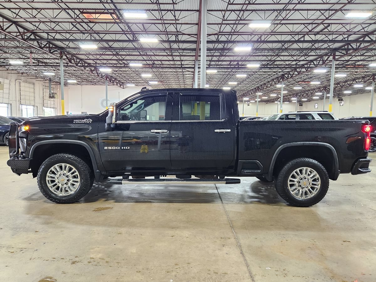 Used 2022 Chevrolet Silverado 2500 High Country AWD/4WD image 7