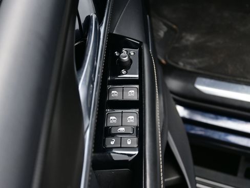 Used 2024 Jeep Grand Wagoneer L Series II w/ Quick Order Packagew 28T image 11