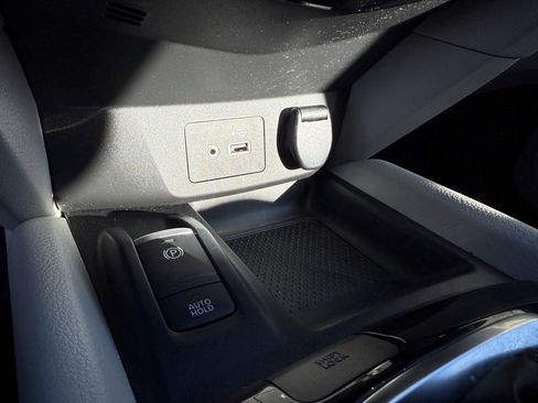 Used 2022 Nissan Rogue Sport SL image 23