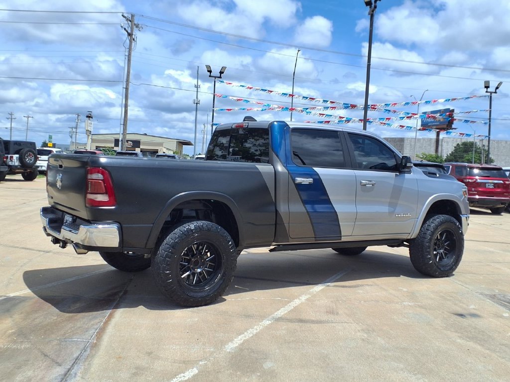 Used 2019 RAM 1500 Laramie AWD/4WD image 3