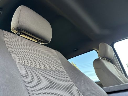 Used 2016 Ford F150 XLT image 19