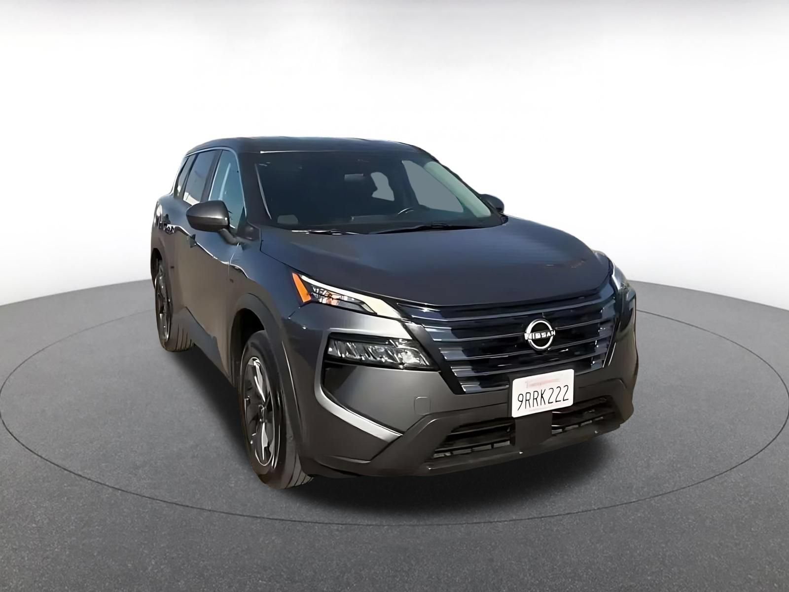 Used 2025 Nissan Rogue SV AWD/4WD image 3
