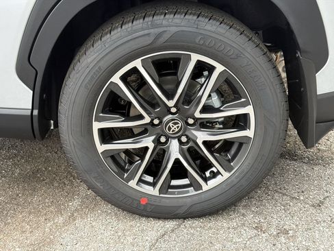 New 2026 Toyota Corolla Cross XLE AWD/4WD image 17