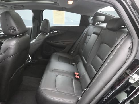 Used 2016 Chevrolet Malibu Premier FWD image 7