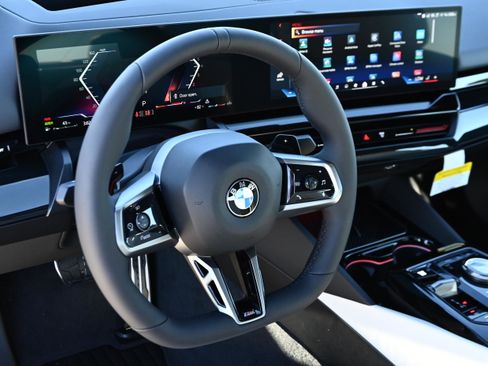 New 2026 BMW 530i w/ M Sport Package image 13