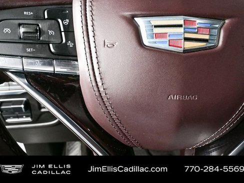 Used 2023 Cadillac Escalade Sport Platinum image 11
