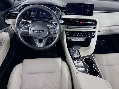 Used 2025 Genesis G70 2.5T RWD image 27