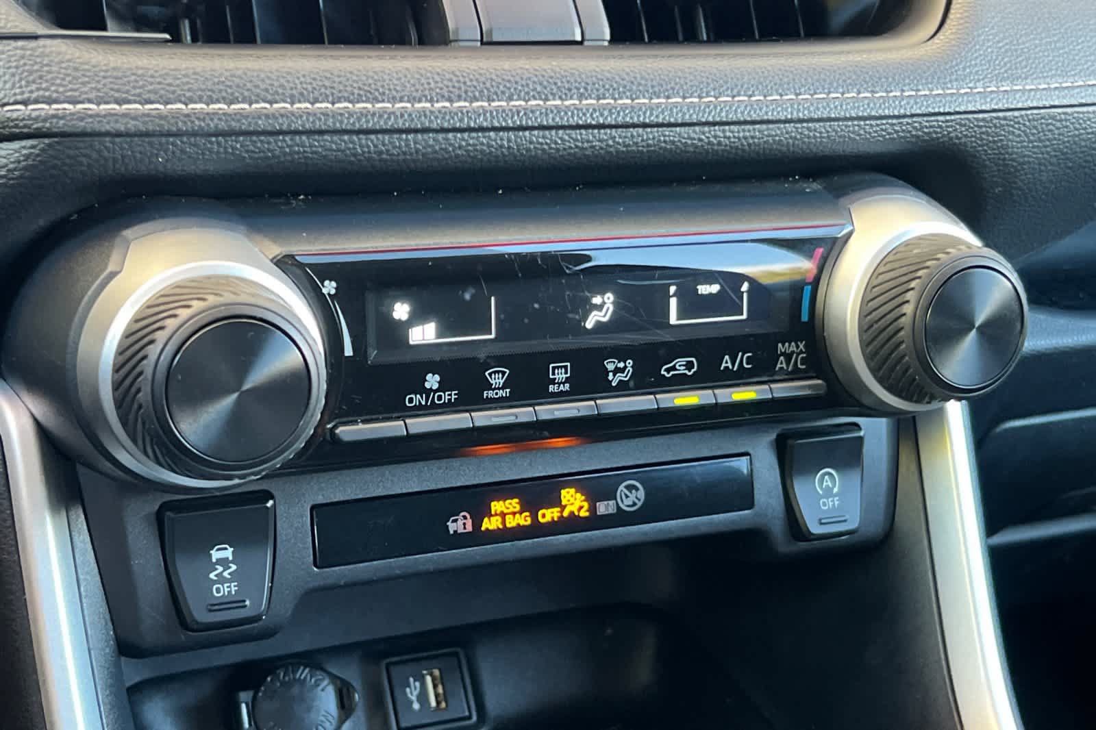 Certified 2025 Toyota RAV4 LE AWD/4WD image 22