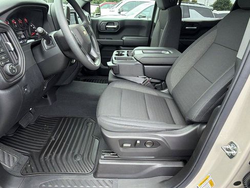 New 2026 Chevrolet Silverado 1500 Custom w/ Turbomax Blackout Package AWD/4WD image 15