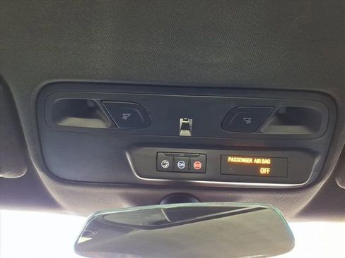 Used 2022 Chevrolet Camaro SS image 31