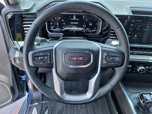 Used 2024 GMC Sierra 1500 SLT AWD/4WD image 21
