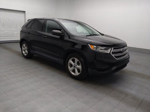 Used 2018 Ford Edge SE FWD image 11