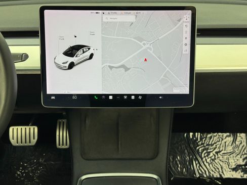 Used 2021 Tesla Model 3 Performance image 21