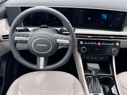 New 2026 Hyundai Tucson SEL image 17