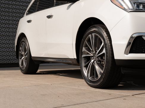 Used 2020 Acura MDX w/ Technology Package AWD/4WD image 30