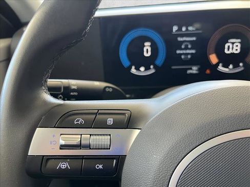 Used 2025 Hyundai Kona SEL FWD image 19
