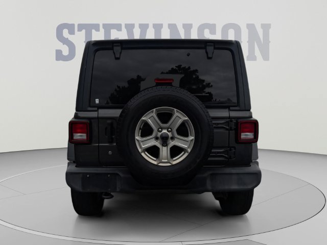Used 2018 Jeep Wrangler Unlimited Sport S AWD/4WD image 4