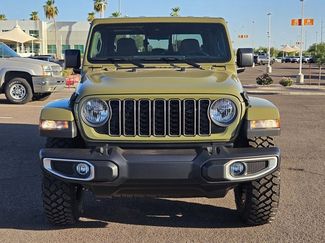 New 2025 Jeep Gladiator Sport video 2