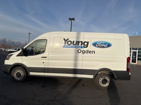 Used 2021 Ford Transit 150 Medium Roof image 18