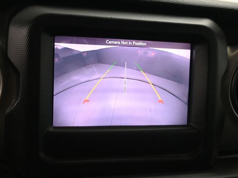 Used 2021 Jeep Wrangler Willys image 13