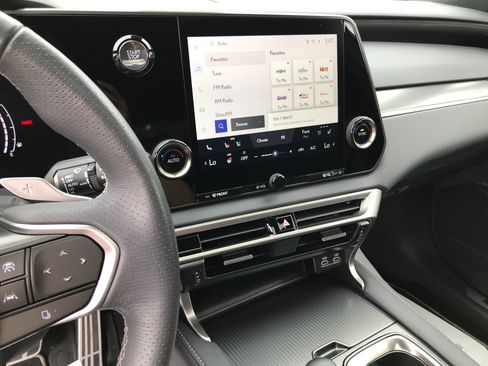 Used 2024 Lexus RX 350 F Sport image 20