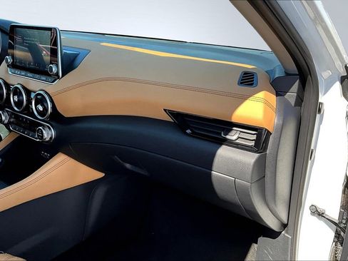 Used 2023 Nissan Sentra SV w/ SV Premium Package image 17