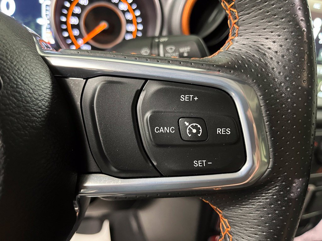 Used 2023 Jeep Gladiator Mojave w/ Cold Weather Group AWD/4WD image 30