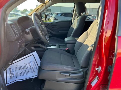 Used 2022 Nissan Frontier S w/ Technology Package AWD/4WD image 9