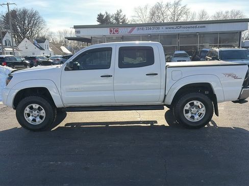 Used 2011 Toyota Tacoma 4x4 Double Cab image 8