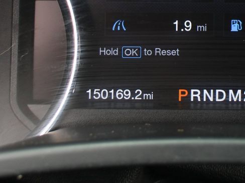 Used 2019 Ford F250 Lariat w/ Chrome Package image 26