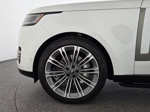 Used 2023 Land Rover Range Rover SE AWD/4WD image 9