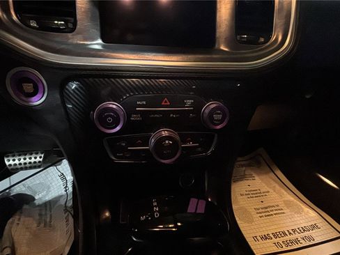 Used 2022 Dodge Charger Scat Pack w/ Daytona Edition Group image 11