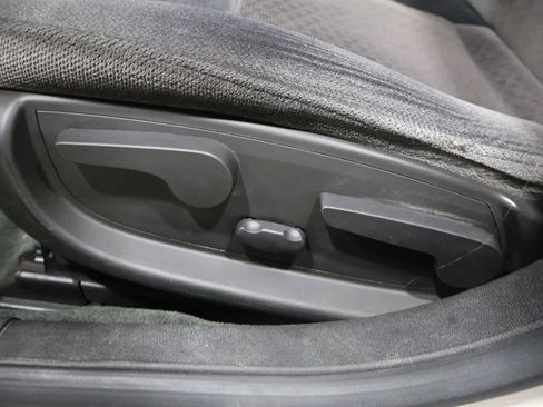 Used 2012 Chevrolet Impala LT image 11