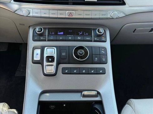 Used 2022 Hyundai Palisade Calligraphy FWD image 16