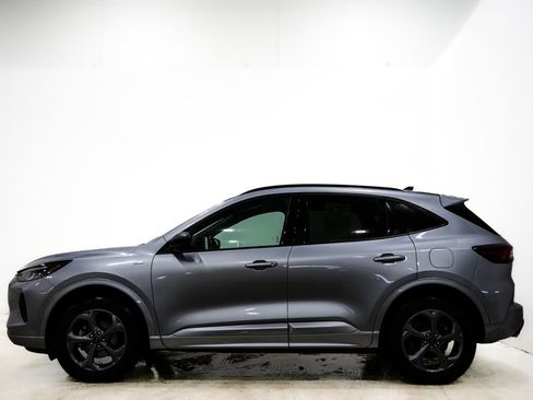 Used 2024 Ford Escape ST-Line image 5