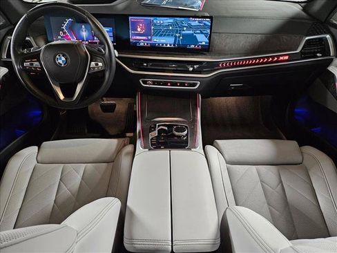 Used 2025 BMW X5 sDrive40i w/ Premium Package RWD image 19