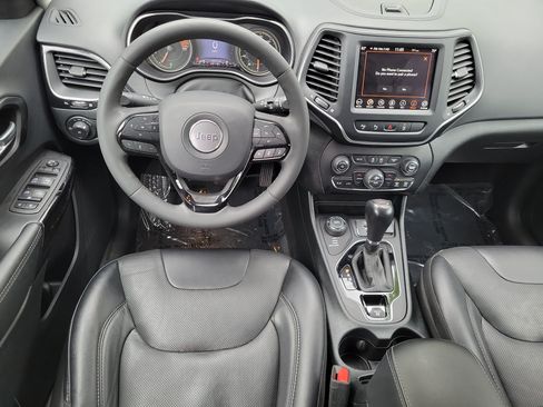 Used 2023 Jeep Cherokee Altitude Lux AWD/4WD image 7