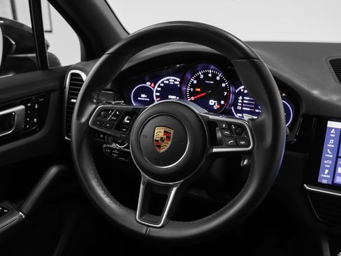 Certified 2019 Porsche Cayenne image 28