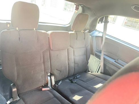 Used 2017 Dodge Grand Caravan SE FWD image 18