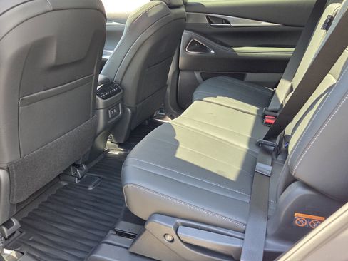 New 2027 INFINITI QX60 Luxe w/ Cargo Package FWD image 11