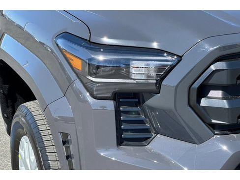 New 2026 Toyota Tacoma SR5 AWD/4WD image 28