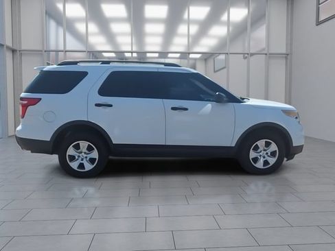 Used 2013 Ford Explorer 4WD w/ Class III Trailer Tow Pkg image 9