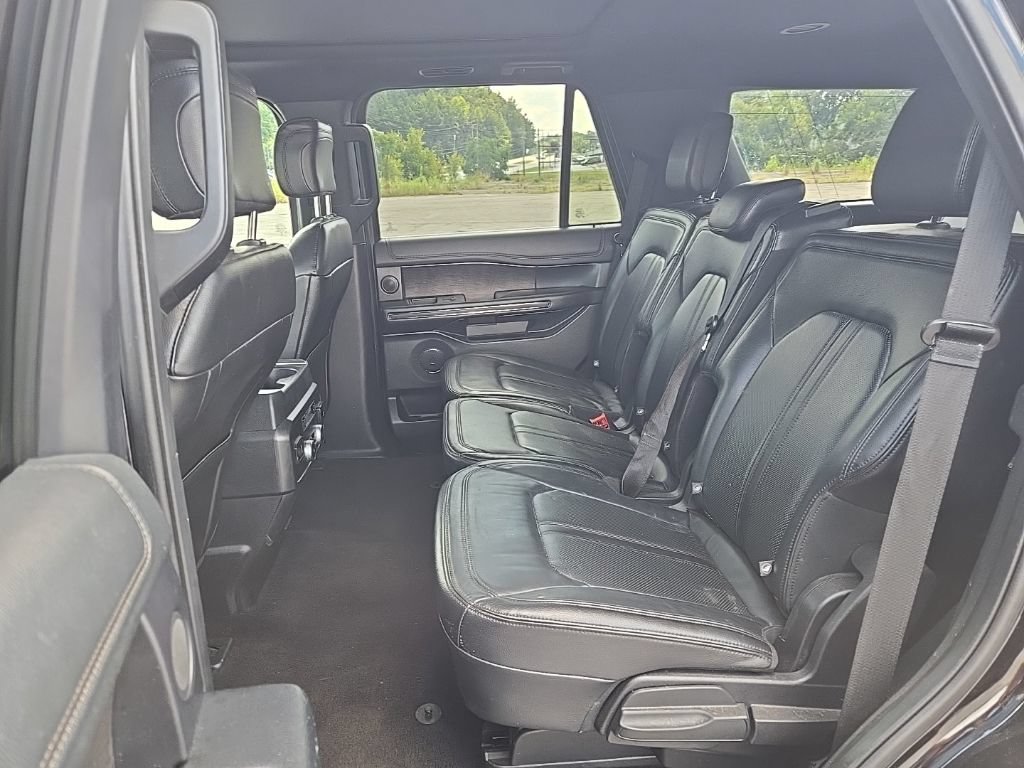 Used 2020 Ford Expedition Limited RWD image 17